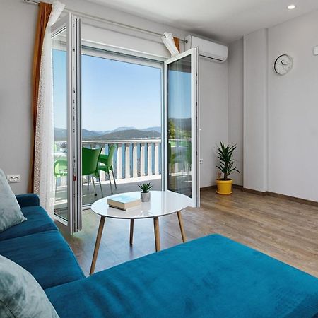 Apartments Leona Neum Buitenkant foto