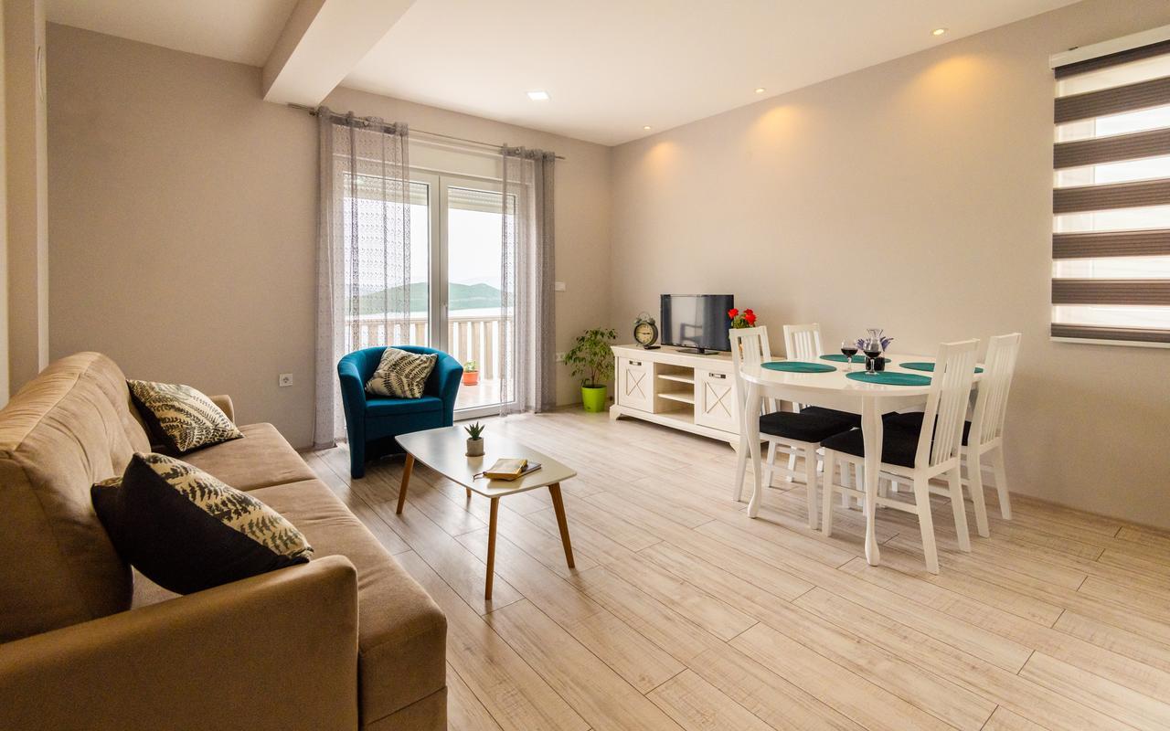 Apartments Leona Neum Buitenkant foto